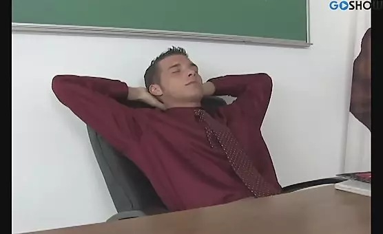 フeet - Passionate Student Gives Oral Pleasure and Wild Lovemaking